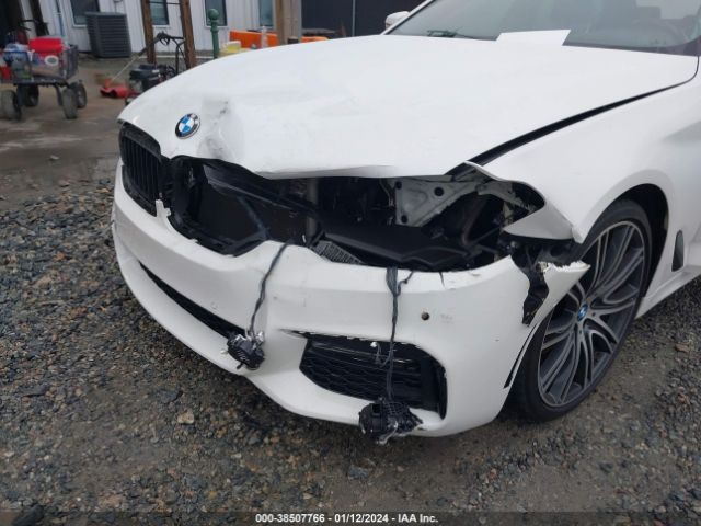 Photo 5 VIN: WBAJE5C38HG914229 - BMW 540I 