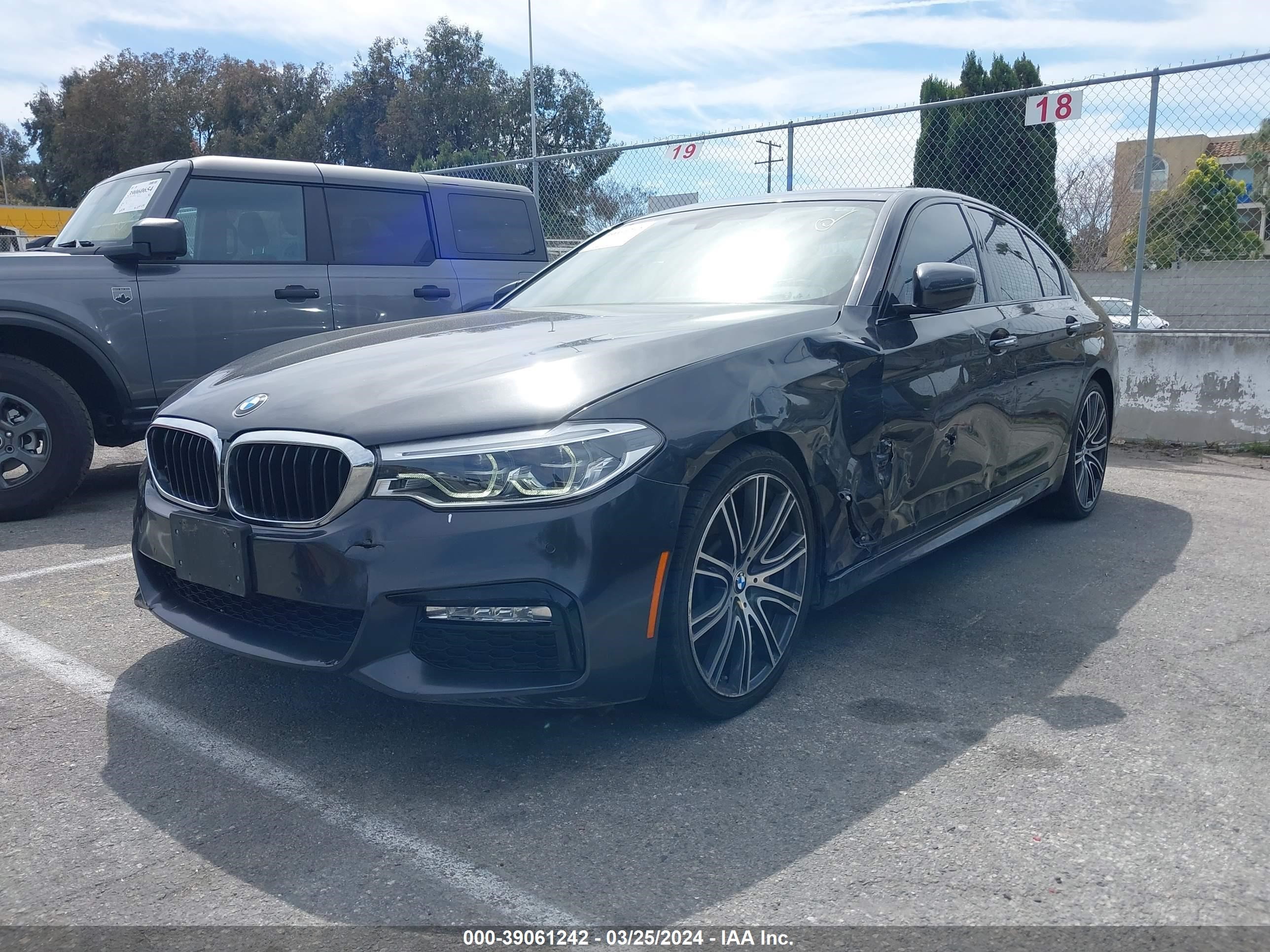 Photo 1 VIN: WBAJE5C39HG913767 - BMW 5ER 