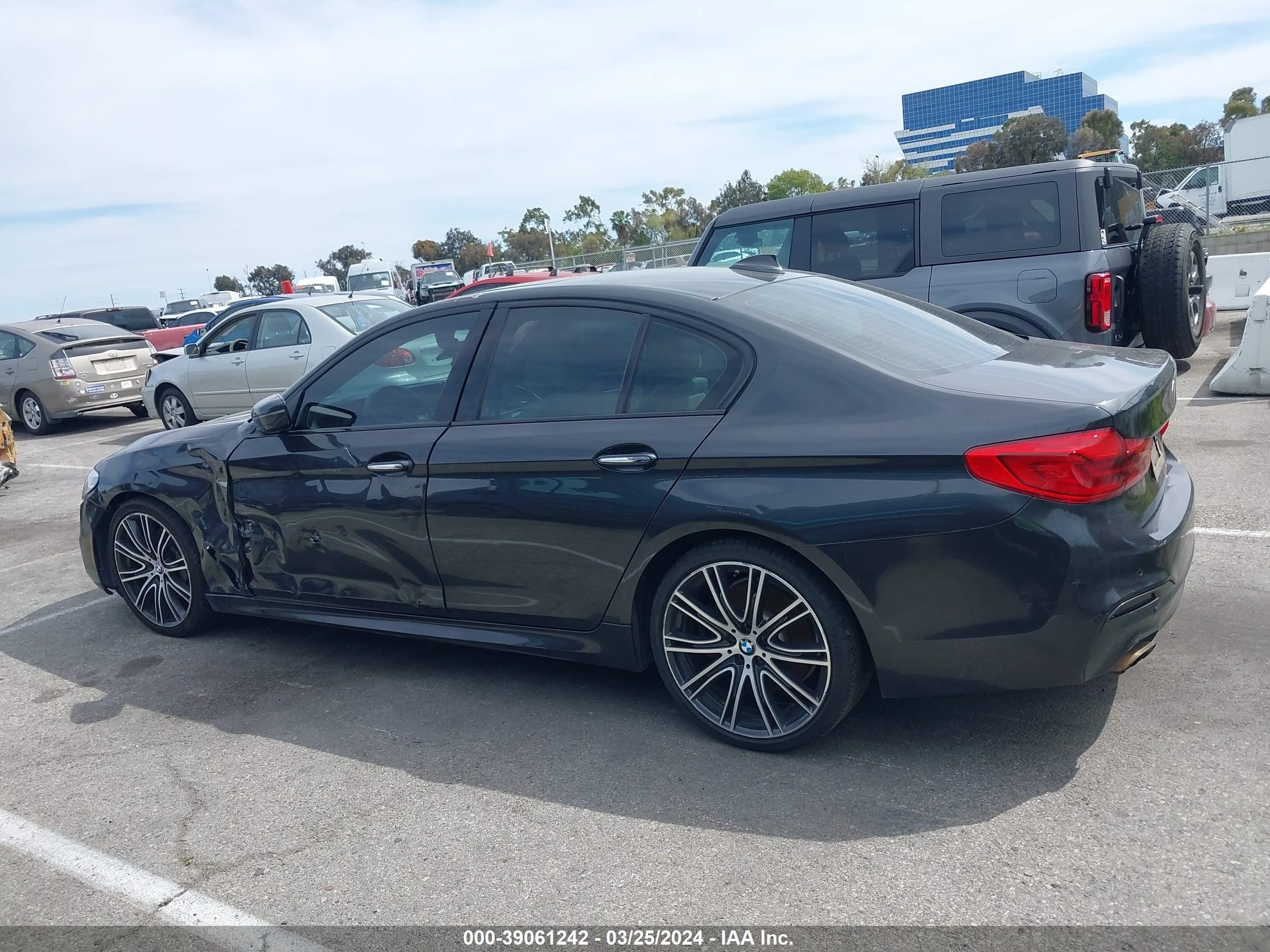 Photo 13 VIN: WBAJE5C39HG913767 - BMW 5ER 