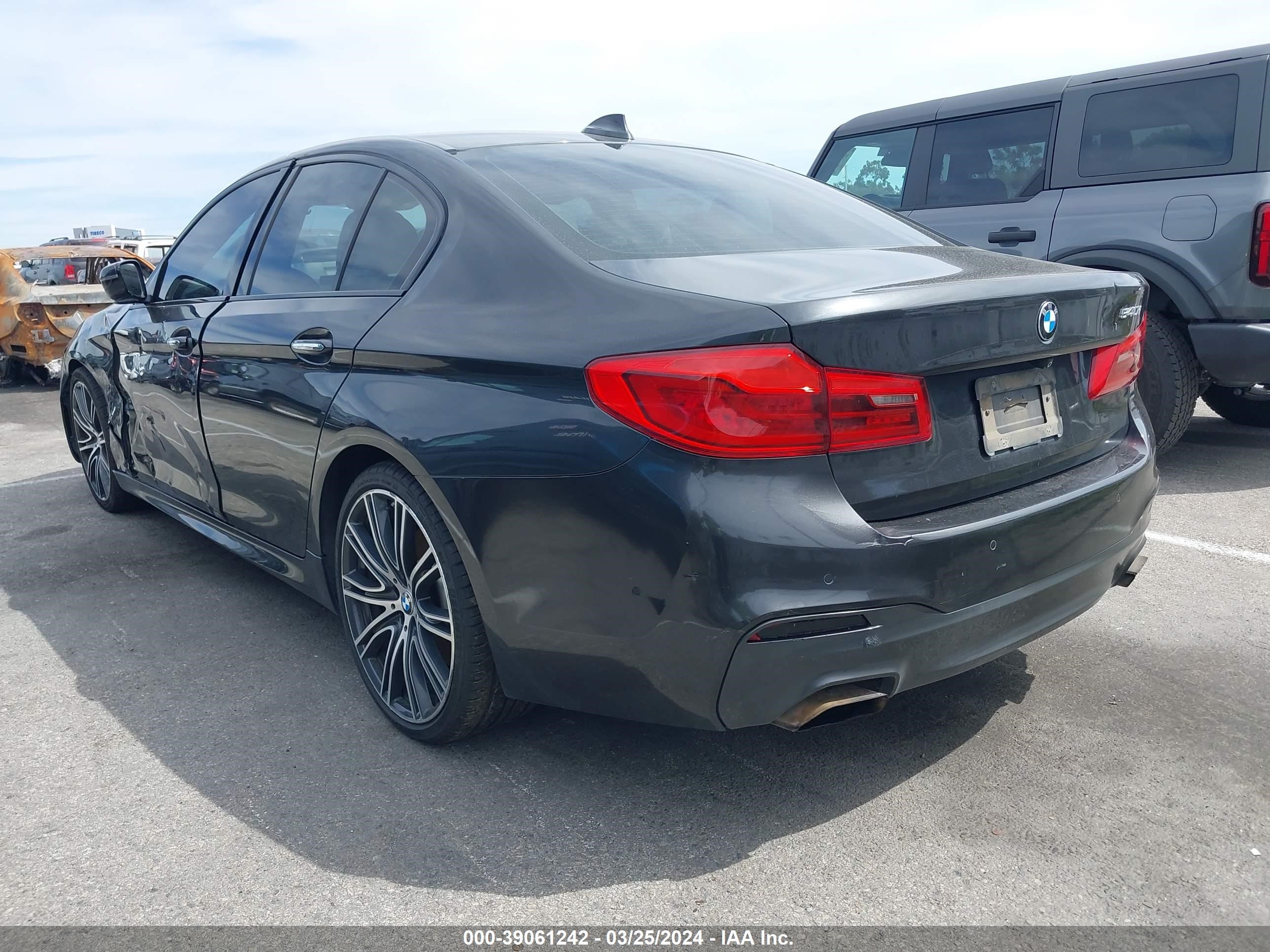 Photo 2 VIN: WBAJE5C39HG913767 - BMW 5ER 