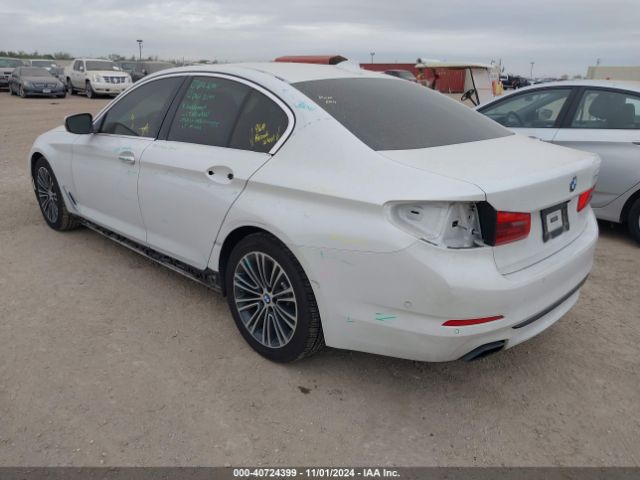 Photo 2 VIN: WBAJE5C39HG915972 - BMW 540I 