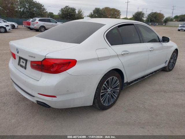 Photo 3 VIN: WBAJE5C39HG915972 - BMW 540I 