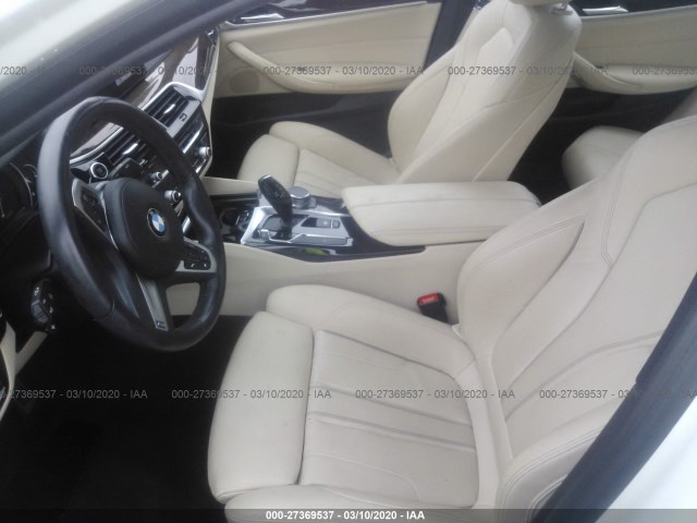 Photo 4 VIN: WBAJE5C3XHG478483 - BMW 540I 