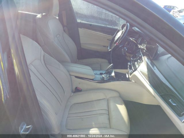 Photo 4 VIN: WBAJE5C3XHG914801 - BMW 540I 