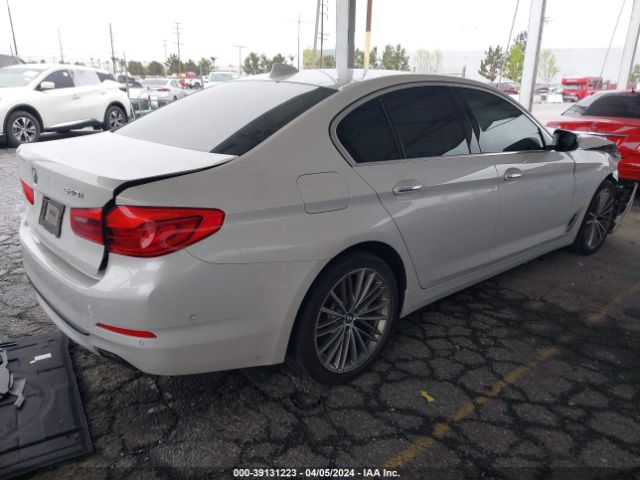 Photo 3 VIN: WBAJE5C50JWA95961 - BMW 540I 