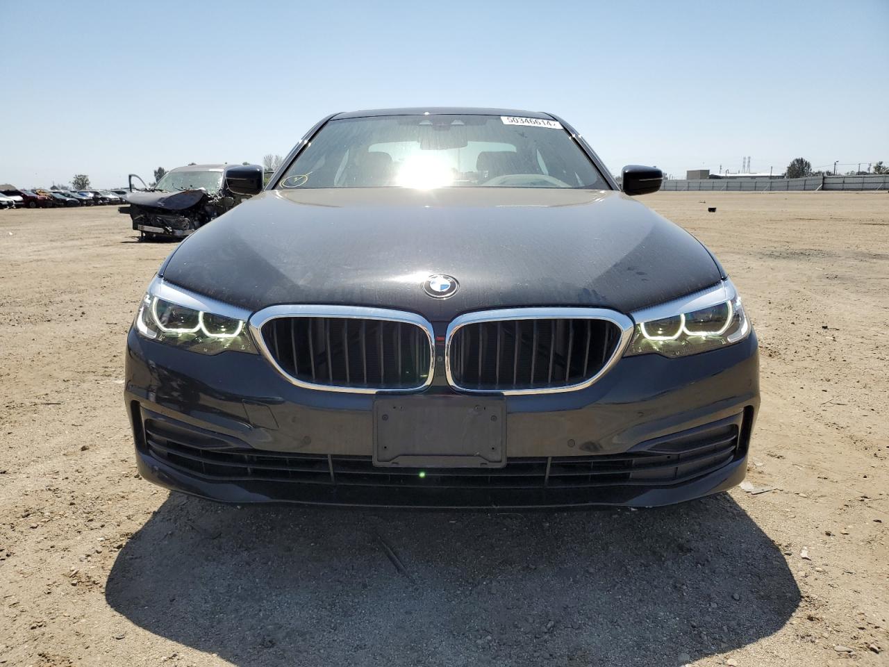 Photo 4 VIN: WBAJE5C50KWE66716 - BMW 5ER 