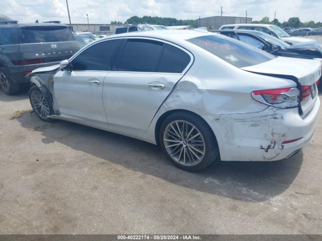 Photo 2 VIN: WBAJE5C51JG918548 - BMW 540I 