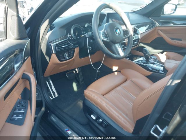 Photo 4 VIN: WBAJE5C51KWE66353 - BMW 540I 