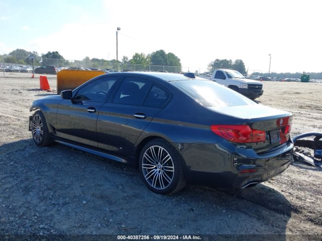 Photo 2 VIN: WBAJE5C52JWA97338 - BMW 540I 