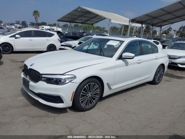 Photo 1 VIN: WBAJE5C52KBM76992 - BMW 540I 