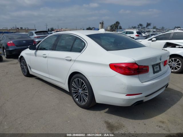 Photo 2 VIN: WBAJE5C52KBM76992 - BMW 540I 