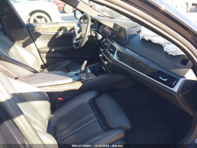 Photo 4 VIN: WBAJE5C53JG918048 - BMW 540I 