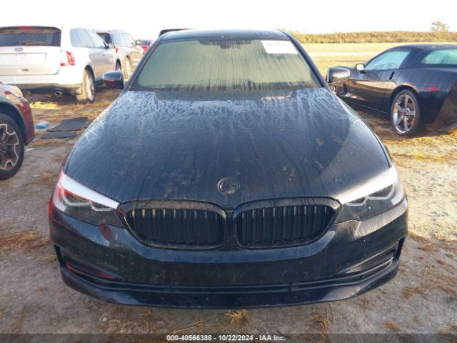 Photo 5 VIN: WBAJE5C53JWA92570 - BMW 540I 