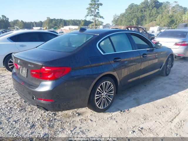 Photo 3 VIN: WBAJE5C53KWW28545 - BMW 540I 