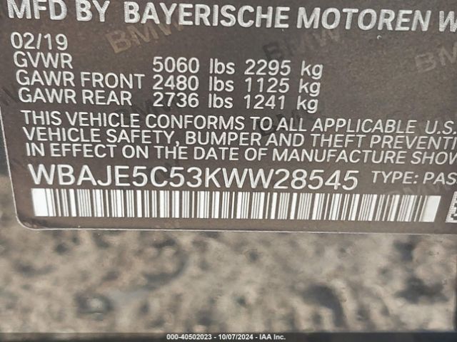 Photo 8 VIN: WBAJE5C53KWW28545 - BMW 540I 