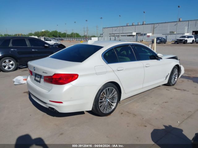 Photo 3 VIN: WBAJE5C53KWW29713 - BMW 540I 