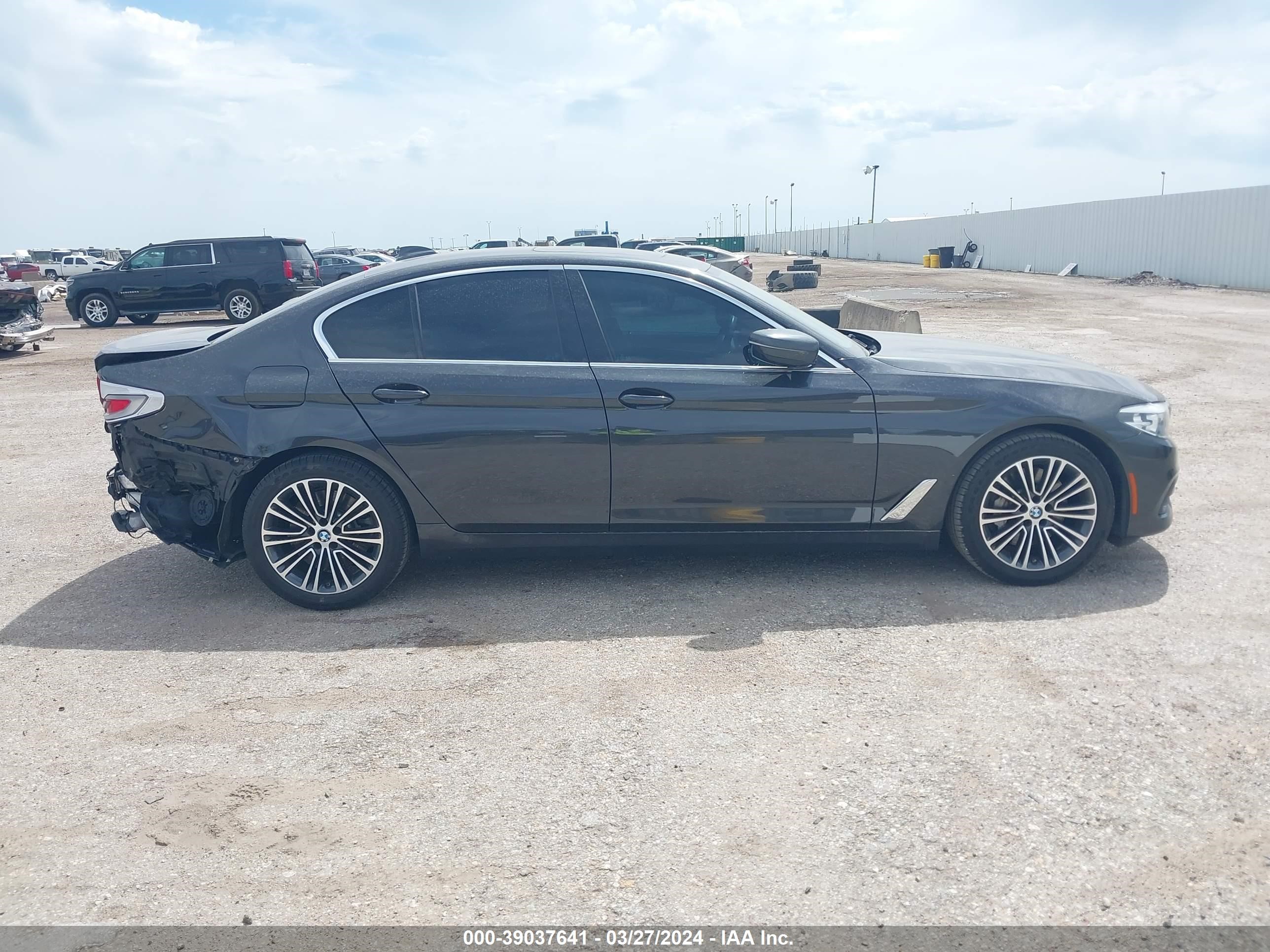 Photo 12 VIN: WBAJE5C53KWW36175 - BMW 5ER 