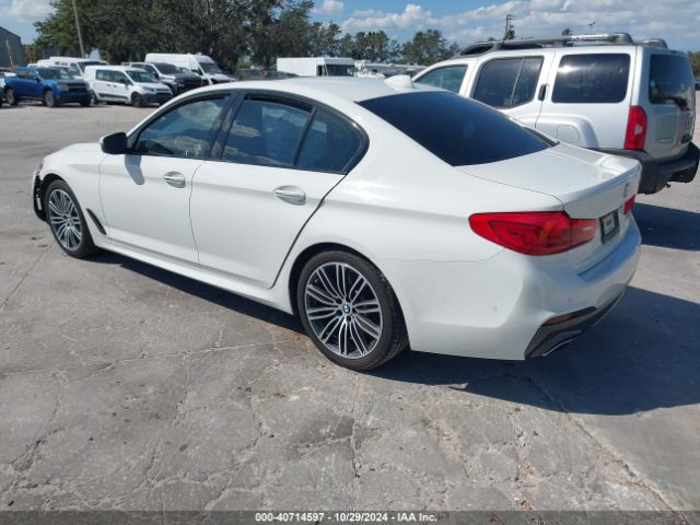 Photo 2 VIN: WBAJE5C54JWA92822 - BMW 540I 