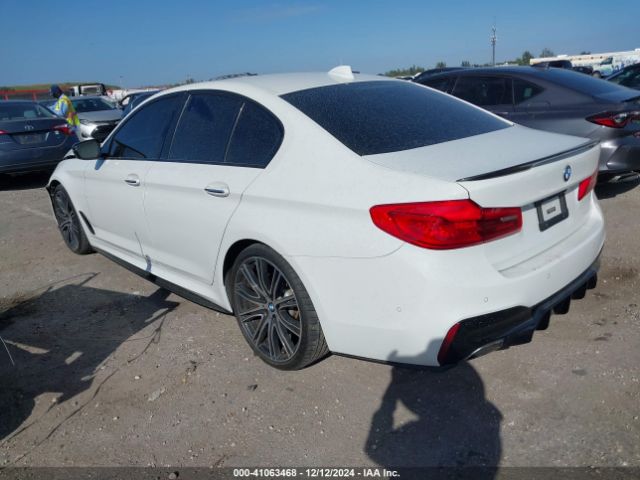 Photo 2 VIN: WBAJE5C54JWA96076 - BMW 540I 