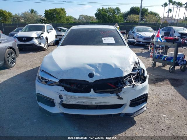 Photo 5 VIN: WBAJE5C54JWA96076 - BMW 540I 