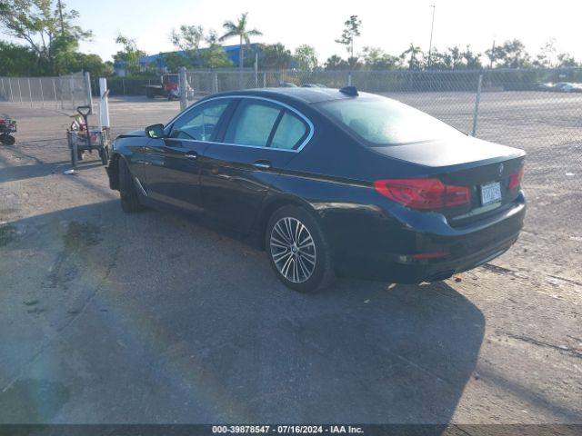 Photo 2 VIN: WBAJE5C55JWA92571 - BMW 540I 