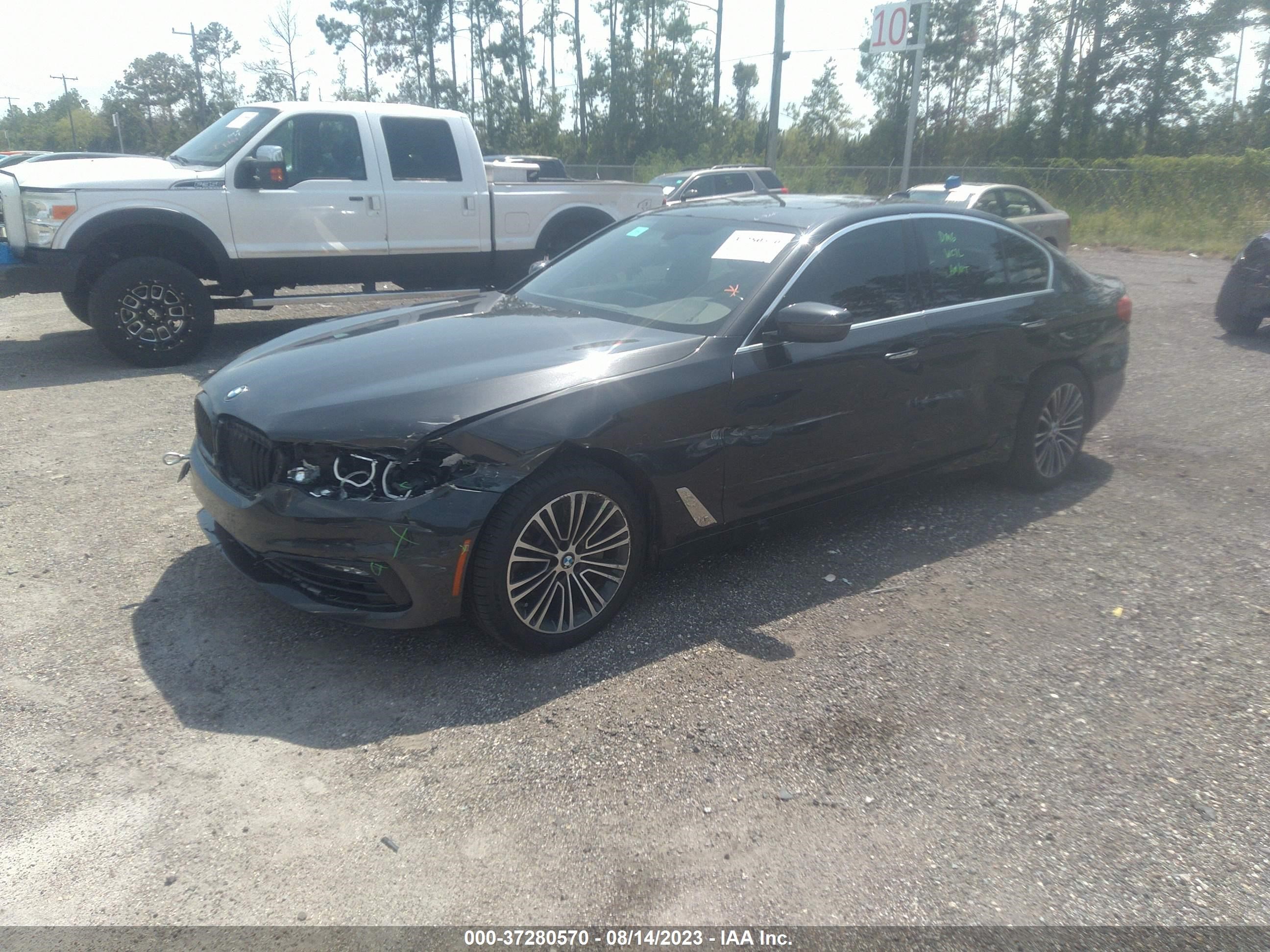 Photo 1 VIN: WBAJE5C55JWA93414 - BMW 5ER 