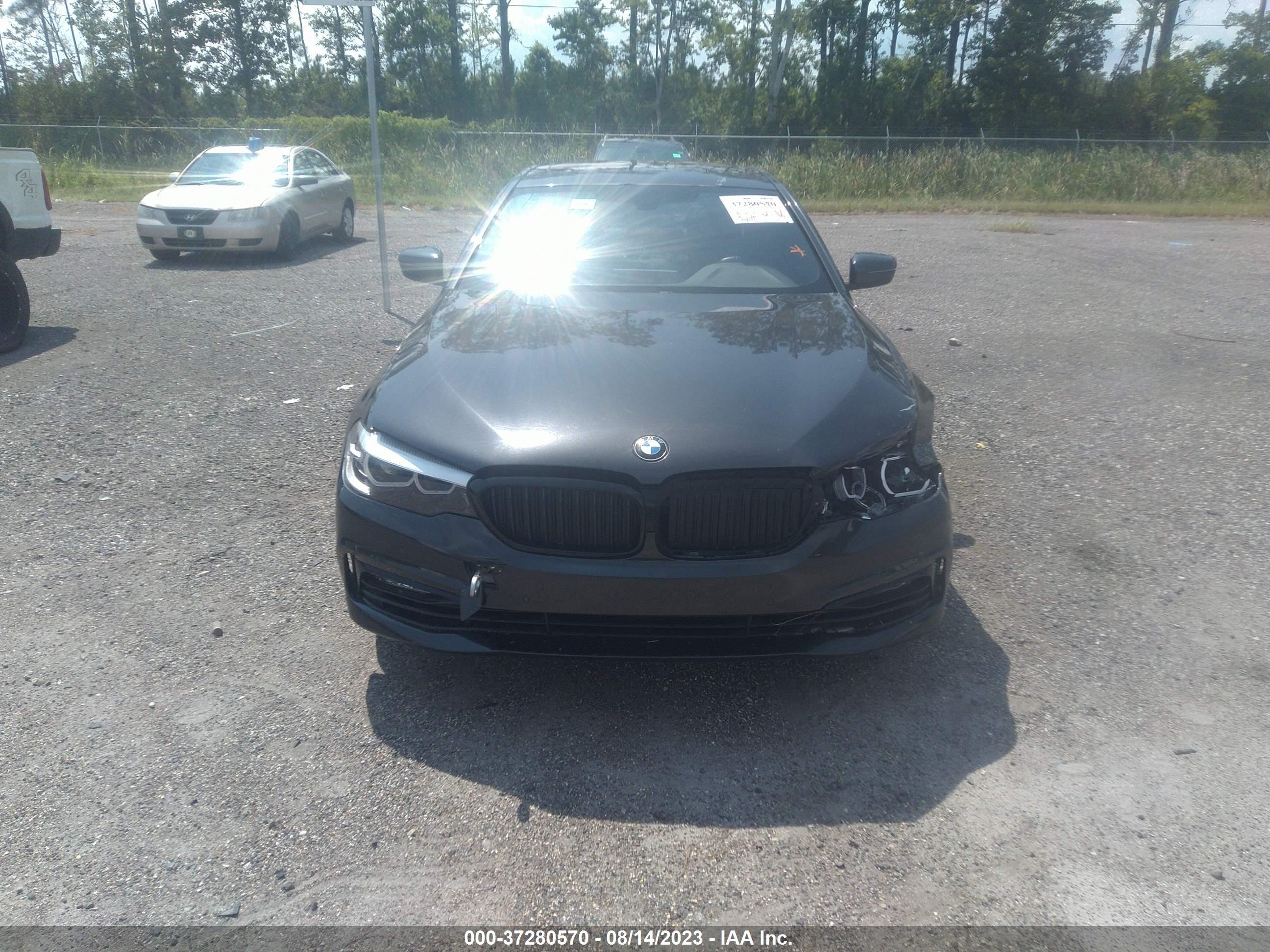 Photo 11 VIN: WBAJE5C55JWA93414 - BMW 5ER 