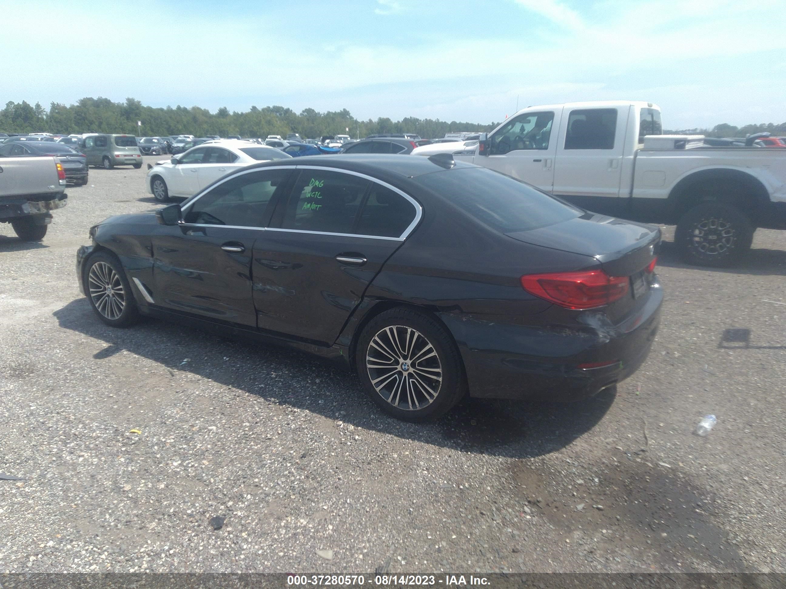 Photo 2 VIN: WBAJE5C55JWA93414 - BMW 5ER 