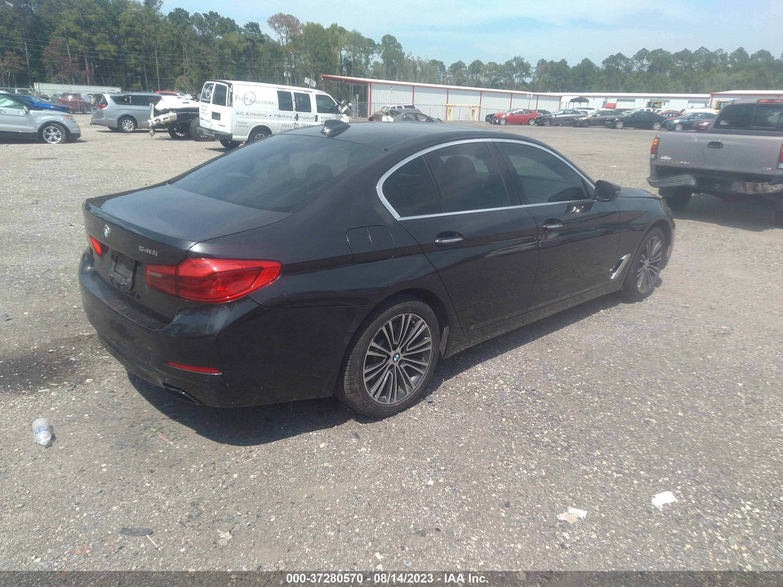 Photo 3 VIN: WBAJE5C55JWA93414 - BMW 5ER 