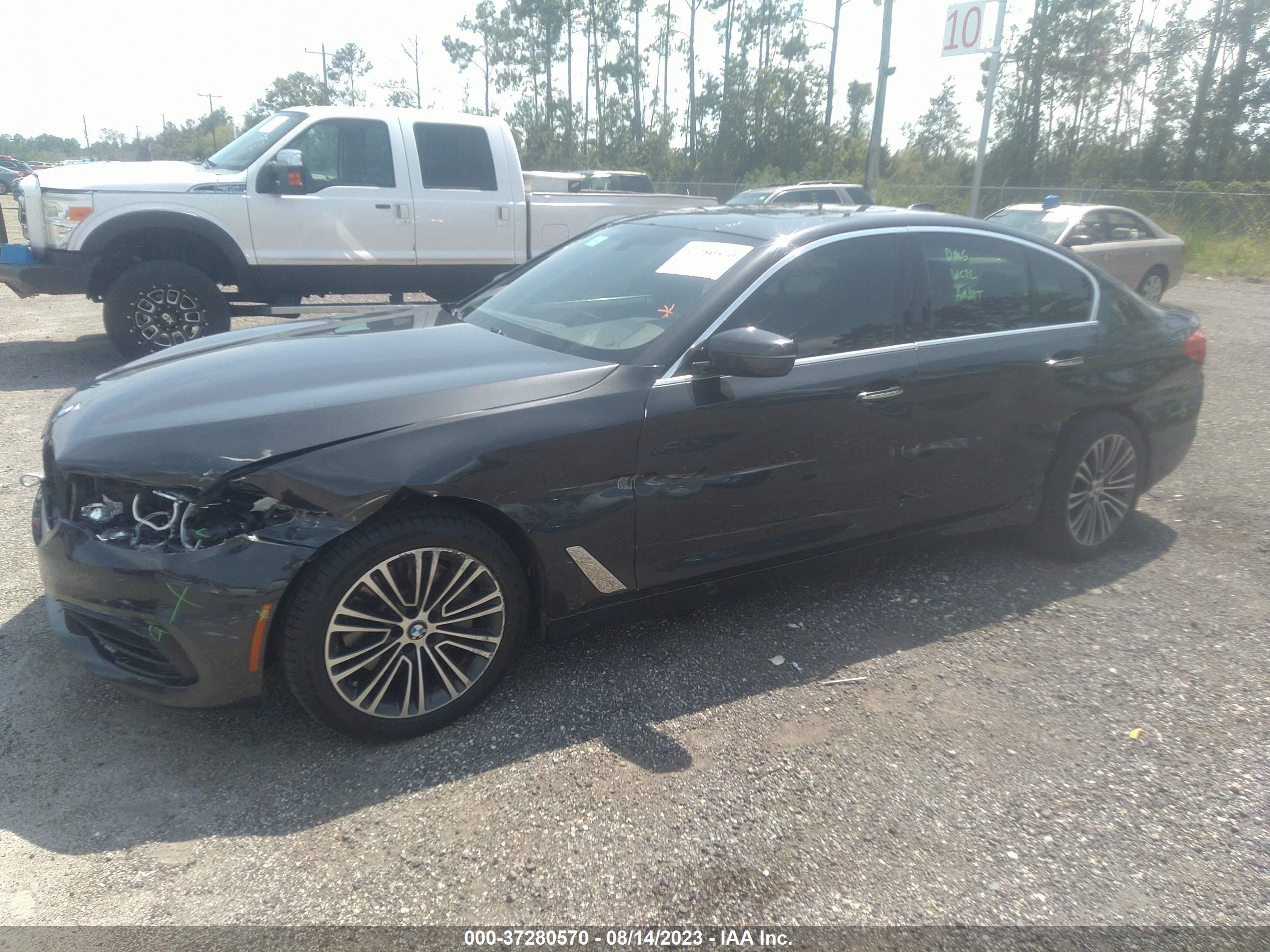 Photo 5 VIN: WBAJE5C55JWA93414 - BMW 5ER 