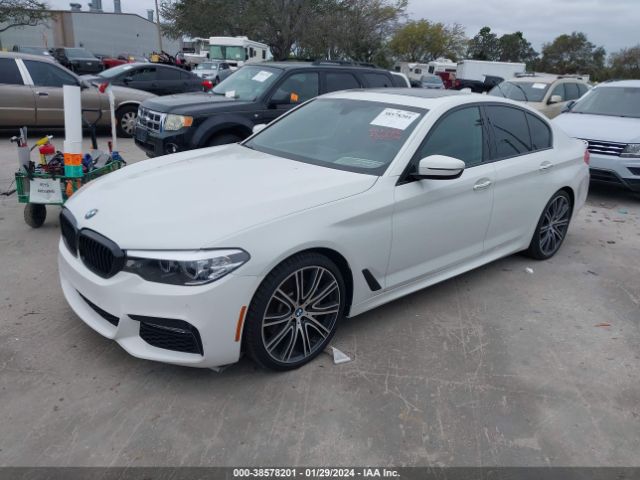 Photo 1 VIN: WBAJE5C55JWA94143 - BMW 540I 