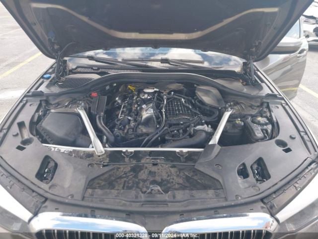 Photo 9 VIN: WBAJE5C55JWA94689 - BMW 540I 