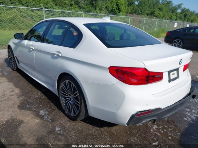 Photo 2 VIN: WBAJE5C55JWA94952 - BMW 540I 