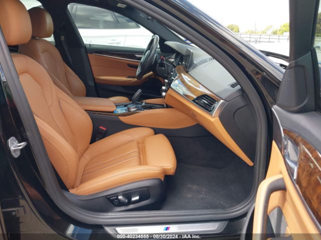 Photo 4 VIN: WBAJE5C55JWA97320 - BMW 540I 