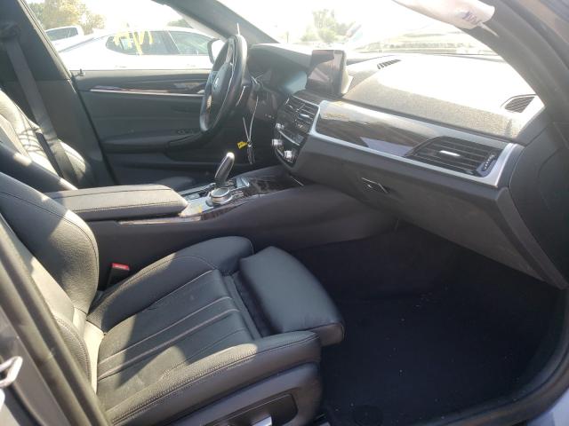 Photo 4 VIN: WBAJE5C55KBM76811 - BMW 540I 