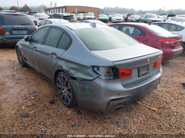 Photo 2 VIN: WBAJE5C55KWW09916 - BMW 540I 