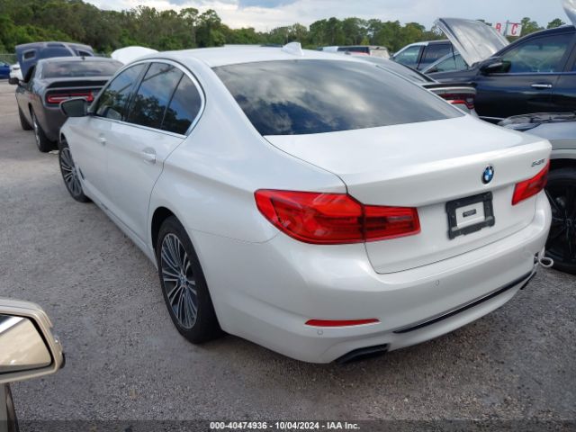 Photo 2 VIN: WBAJE5C55KWW28059 - BMW 540I 