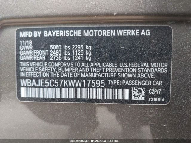 Photo 8 VIN: WBAJE5C57KWW17595 - BMW 540I 