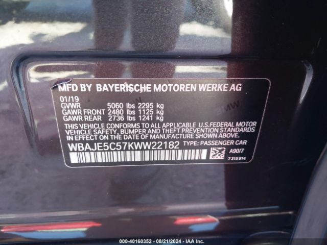 Photo 8 VIN: WBAJE5C57KWW22182 - BMW 540I 