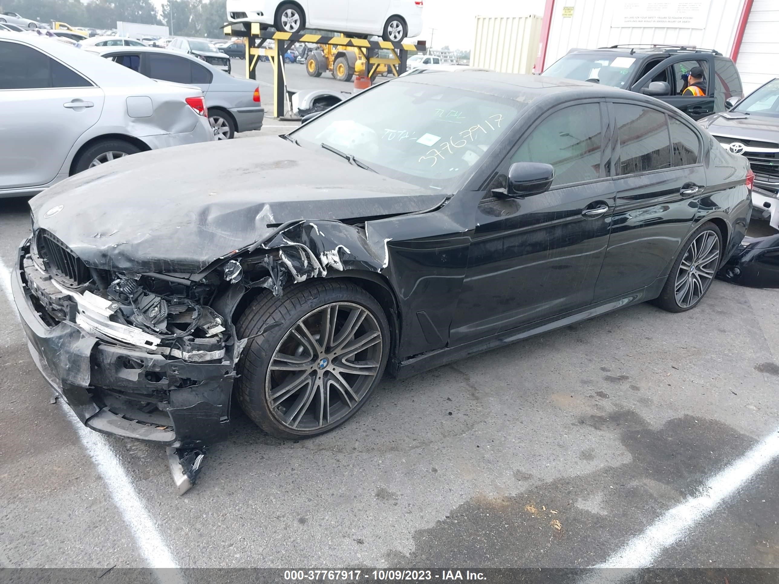 Photo 1 VIN: WBAJE5C58JG918451 - BMW 540I 