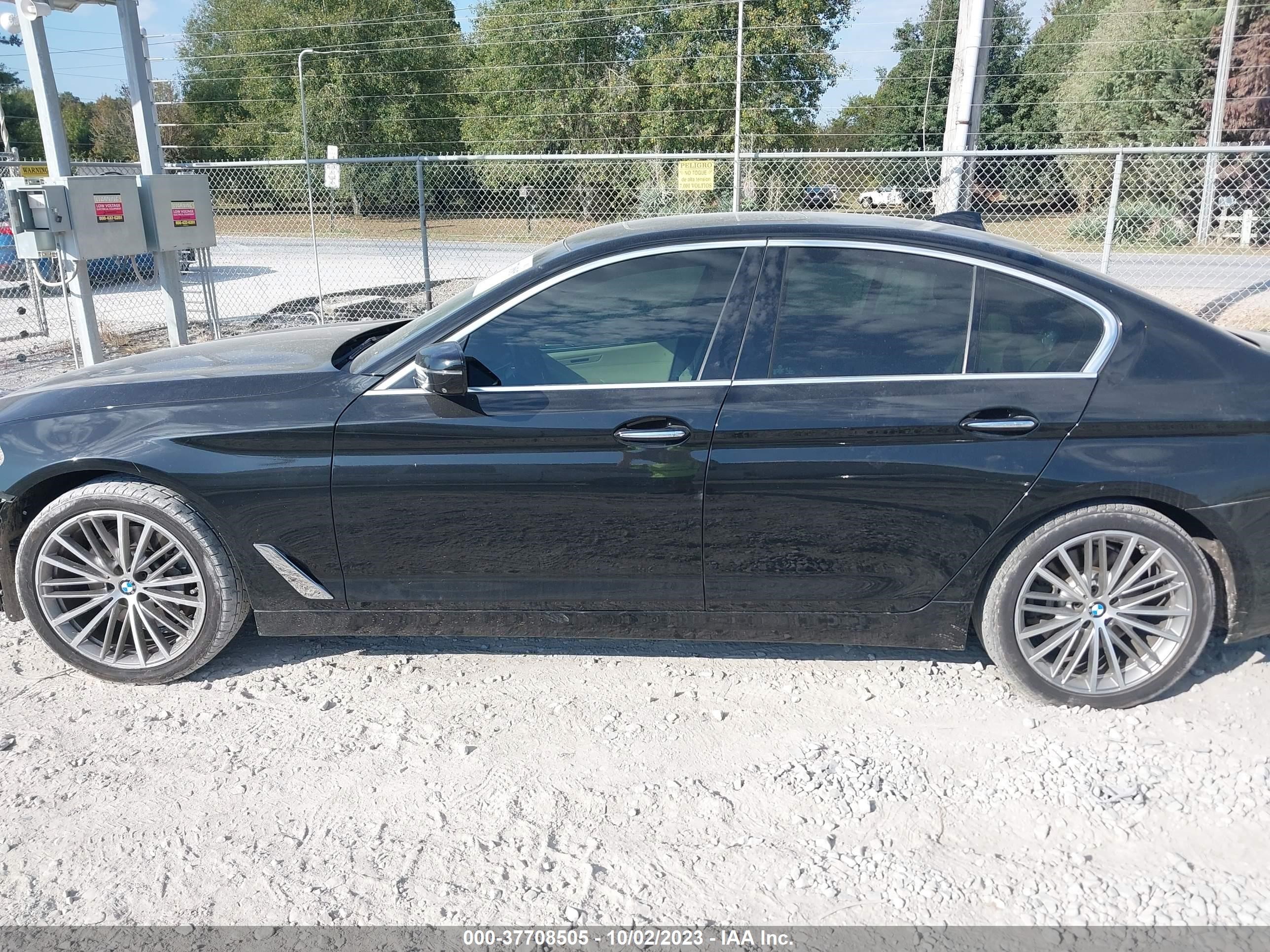 Photo 14 VIN: WBAJE5C59JWA95229 - BMW 5ER 