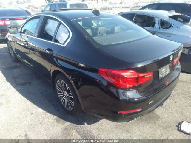 Photo 2 VIN: WBAJE5C5XJG918306 - BMW 5 