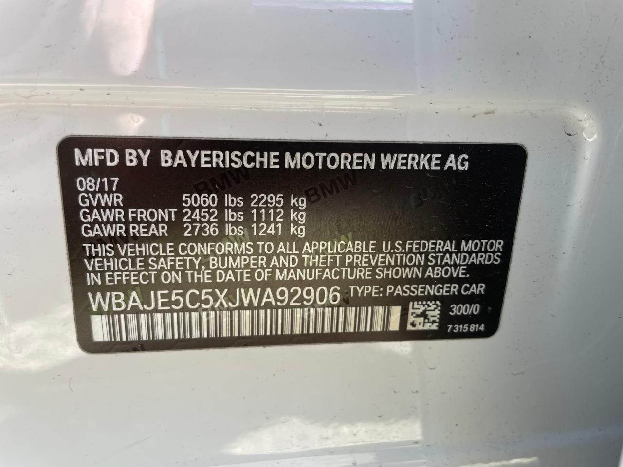 Photo 9 VIN: WBAJE5C5XJWA92906 - BMW 5ER 