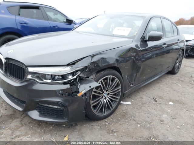 Photo 5 VIN: WBAJE7C30HG889371 - BMW 540I 