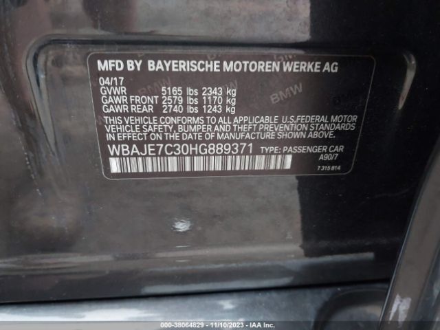 Photo 8 VIN: WBAJE7C30HG889371 - BMW 540I 