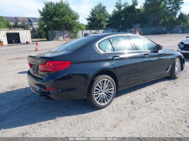 Photo 3 VIN: WBAJE7C30HG890312 - BMW 540I 