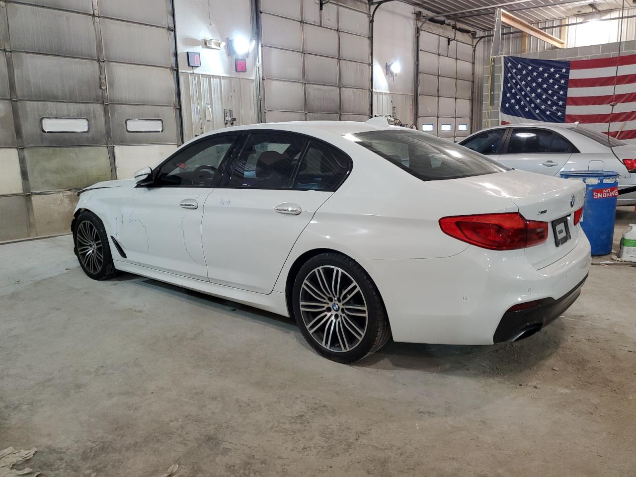 Photo 1 VIN: WBAJE7C31HG887421 - BMW 5ER 