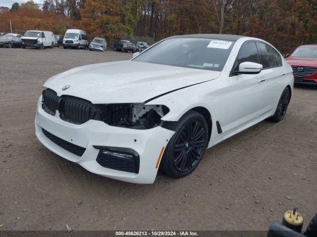 Photo 1 VIN: WBAJE7C31HG887757 - BMW 540I 