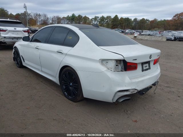 Photo 2 VIN: WBAJE7C31HG887757 - BMW 540I 