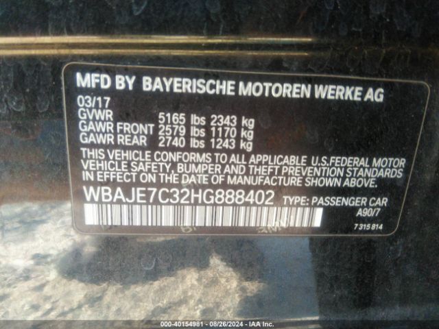 Photo 8 VIN: WBAJE7C32HG888402 - BMW 540I 